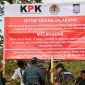 KPK mendampingi Pemprov NTB menertibkan tambang emas ilegal yang beroperasi di Dusun Lendek Bare, Sekotong, Lombok Barat. (Dok KPK)