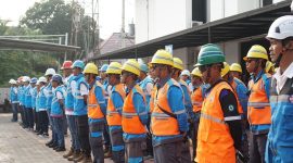 Untuk mengawal keandalan listrik selama Pilkada, PLN menyiagakan ribuan petugas yang tersebar di seluruh Indonesia. Para petugas ini sebelumnya telah mendapatkan pengarahan lewat Apel Siaga Kelistrikan Pilkada 2024 yang digelar oleh seluruh unit PLN. (Foto: Dok. PLN)