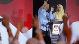Pasangan Dr. Lalu Muhammad Iqbal dan Indah Dhamayanti Putri tampil percaya diri dalam debat terakhir Pilgub NTB 2024. (Foto: istimewa)