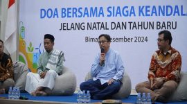 Acara doa bersama dan penyaluran santunan kepada anak yatim dan fakir miskin yang digelar oleh PLN UP3 Bima, sebagai bagian dari persiapan kelistrikan menjelang Natal dan Tahun Baru. Kegiatan ini menunjukkan komitmen PLN dalam memadukan pendekatan teknis dan spiritual untuk memberikan pelayanan terbaik kepada masyarakat. (Foto: Dok. PLN)