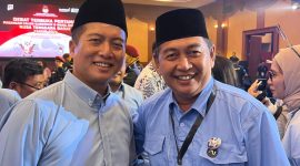 Drs. Qwadru P. Wicaksono (kanan) bersama Calon Gubernur NTB terpilih. (Foto: istimewa)