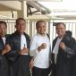 Tim Pembela Rakyat bersama M. Fihiruddin usai memenangkan banding di Pengadilan Tinggi Mataram. Putusan ini menjadi tonggak penting dalam perjuangan hukum Fihiruddin, membatalkan putusan PN Mataram yang dinilai keliru. Perjuangan keadilan terus berlanjut demi mengembalikan hak-hak yang dirampas. (Foto: Istimewa)