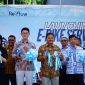 Acara peluncuran layanan e-bike di Universitas Mataram (Unram) dihadiri oleh Rektor Unram, Prof. Ir. Bambang Hari Kusumo, M.Agr.St., Ph.D., serta perwakilan mitra kerja sama. Program ini digagas untuk mendukung mobilitas ramah lingkungan di kampus. (Foto: Istimewa)