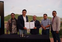 PLN bersama mitra menjalin kemitraan strategis di Mandalika guna meningkatkan kualitas layanan kelistrikan di NTB. (Foto: Dok. PLN)