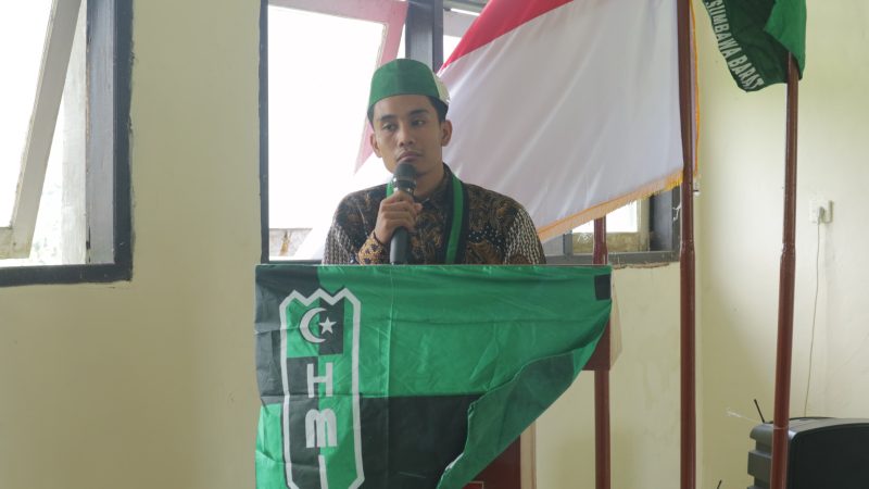 Ketua HMI Cabang Sumbawa Barat, Indra Dwi Herfiansyah, menanggapi klarifikasi kampus Undova terkait pernyataan Ketua BEM dalam podcast. (Foto: Istimewa)