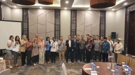 Kepala BNN Kota Mataram saat memaparkan sosialisasi MoU Zona Bebas Narkoba bersama perwakilan hotel dalam kegiatan di Hotel Santika, Mataram. (Foto: Istimewa)