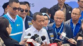 Menteri Investasi/Kepala BKPM Bahlil Lahadalia memberikan keterangan pers kepada awak media usai menghadiri kegiatan bersama jajaran PLN dalam rangka pengembangan infrastruktur ketenagalistrikan. (Dok. PLN)