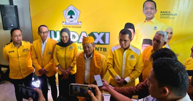 Sekjen DPP Partai Golkar, Muhamad Sarmuji, saat memberikan keterangan pers usai membuka Musda XI DPD Golkar NTB di Hotel Prime Park, Mataram, Minggu (22/6/2025). (Foto: Istimewa)