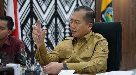 Gubernur NTB dan GM PLN UIW NTB membahas rencana transisi energi dan pengembangan EBT dalam pertemuan strategis di Kantor Gubernur NTB. (Foto: Dok. PLN)