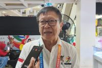 Ketua Umum PLBSI, Prof. Nurdin Purnomo, memberikan keterangan usai pembukaan kompetisi barongsai di ajang FORNAS VIII 2025 yang digelar di Mataram Mall, Lombok. Barongsai resmi debut sebagai cabang olahraga rekreasi nasional. (Foto: Istimewa)