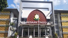 Kantor Kejaksaan Tinggi NTB yang menjadi pusat pemeriksaan 10 anggota DPRD terkait dugaan skandal dana siluman Pokir. Publik menduga kasus ini berpotensi menyeret Gubernur NTB Lalu Muhamad Iqbal dan Ketua DPRD Baiq Isvie Rupaeda. (Foto: Istimewa)