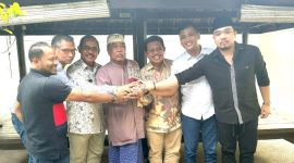 Kebersamaan pemimpin Lobar: Bupati, tokoh masyarakat, dan legislatif kompak menjaga harmoni demi iklim pembangunan yang kondusif. (Foto: Istimewa)