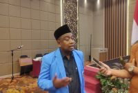 Ketua KNPI NTB Taufik Hidayat menyampaikan kritik tajam terhadap Gubernur NTB dalam Rakerda KNPI, Selasa (27/8/2025). (Foto: Istimewa)