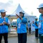 General Manager PLN UIW NTB, Sri Heny Purwanti, memimpin langsung koordinasi lapangan untuk memastikan keandalan listrik pada penutupan FORNAS VIII NTB 2025. (Foto: Dok. PLN)