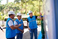 Delegasi Balkan kagumi mikrohidro Lombok. PLN UIW NTB tunjukkan potensi energi hijau NTB, buka peluang kolaborasi investasi & riset global. (Foto: Dok. PLN)