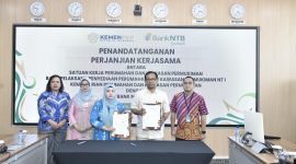 Penandatanganan kerja sama antara Bank NTB Syariah dan pemerintah pusat sebagai penyalur BSPS untuk hunian layak masyarakat NTB. (Foto: Istimewa)