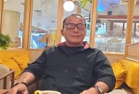 Pemerhati sosial politik NTB, Iwan Slenk, menyampaikan pesan damai terkait aksi 3 September yang viral di Kantor Gubernur NTB. (Foto: Istimewa)