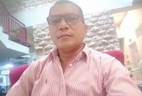 Kuasa Hukum PT Bliss, M. Ihwan SH MH (Iwan Slank), memberikan pernyataan usai sidang kasus LCC di PN Tipikor Mataram. (Foto: Istimewa)