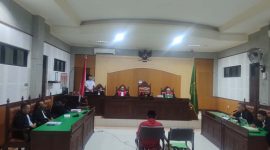 Suasana sidang lanjutan kasus dugaan korupsi pembangunan NTB Convention Center (NCC) di Pengadilan Tipikor Mataram, Senin (6/10). (Foto: Istimewa)