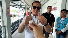 Gubernur NTB memberikan acungan jempol untuk PLN atas pasokan listrik yang stabil sepanjang perhelatan MotoGP Mandalika 2025. (Foto: Dok. PLN)