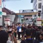 Mahasiswa BEM Nusantara NTB menggelar aksi demonstrasi di depan Kejati NTB, menuntut penetapan tersangka dalam kasus dugaan dana siluman Pokir DPRD NTB tahun 2025. (Foto: Istimewa)