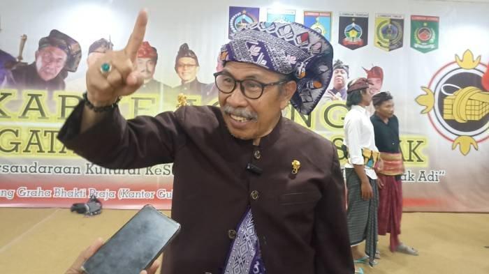 Dr. H. Lalu Sajim Sastrawan, SH., MH., tokoh adat Sasak, menyerukan pentingnya menjaga marwah Unram dalam Pilrek. (Foto: Istimewa)