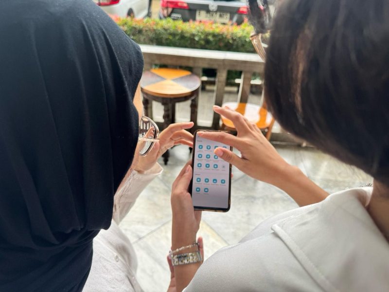 Pengajuan tambah daya listrik pada promo Oktober Optimal Tambah Daya (OOTD) dapat dilakukan dengan mudah dan praktis melalui aplikasi PLN Mobile. (Foto: Dok. PLN)