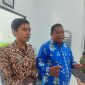 Ketua Yayasan Agniya Pagutan Timur, Hariyanto M.H., bersama Kepala SPPG Montong Are 2, Lalu Den Nune Ali, usai mediasi yang menghasilkan kesepakatan pembukaan kembali dapur layanan gizi program MBG. (Foto: Istimewa)