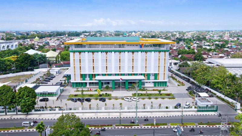 Bank NTB Syariah terus memperkuat perannya sebagai lembaga keuangan daerah yang berintegritas dan mendukung pembangunan NTB. (Foto: Istimewa)