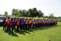 Lebih dari 70 personel gabungan dari seluruh ULP di bawah UP3 Bima diterjunkan untuk menyukseskan MATAJITU di wilayah Bima–Dompu. (Foto: Dok. PLN)