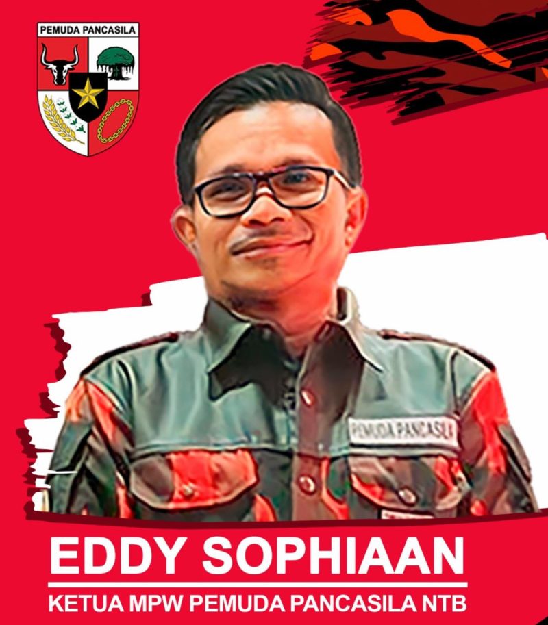 Ketua MPW Pemuda Pancasila NTB Eddy Sophiaan bersama jajaran PP NTB saat menyampaikan pernyataan sikap terkait ucapan kontroversial Kadis PUPR NTB yang memicu reaksi masyarakat. (Foto: Istimewa)