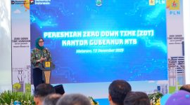 General Manager PLN UIW NTB, Sri Heny Purwanti, menyampaikan sambutan dalam peresmian sistem Zero Down Time (ZDT) di kawasan Kantor Gubernur dan Pendopo NTB, Mataram, Jumat (12/12/2025). (Dok. PLN)
