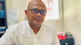 GM PT ASDP Indonesia Ferry (Persero) Cabang Lembar, Handoyo Priyanto, menegaskan komitmen ASDP dalam menjaga kelancaran, keselamatan, dan kenyamanan penyeberangan akhir tahun. (Foto: Istimewa)