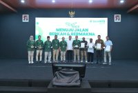 Akad pembiayaan Koperasi Merah Putih ditandatangani dalam rangkaian pembukaan Rapat Kerja Bank NTB Syariah 2025 yang digelar di Kantor Pusat Bank NTB Syariah. (Dok. Bank NTB Syariah)
