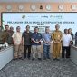 Suasana penandatanganan kerja sama strategis Bank NTB Syariah dengan Bulog, Dinas Koperasi, dan Rajawali Nusindo.(Foto: Istimewa)