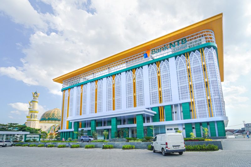 Kantor Bank NTB Syariah yang berlokasi di Udayana, Mataram. (Foto: Dok.bank ntb syariah)