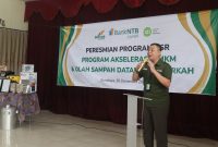 Branch Manager Bank NTB Syariah KC Surabaya menyampaikan sambutan pada peresmian Program CSR Akselerasi UMKM dan Olah Sampah, Selasa (30/12/2025).(Foto: Istimewa)