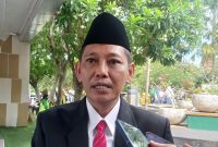 Kepala Kanwil Kementerian Haji dan Umrah NTB memberikan keterangan pers terkait polemik seleksi Petugas Haji Daerah.(Foto: Istimewa)