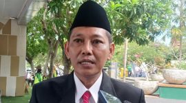 Kepala Kanwil Kementerian Haji dan Umrah NTB memberikan keterangan pers terkait polemik seleksi Petugas Haji Daerah.(Foto: Istimewa)