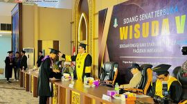 Prosesi Wisuda Ke-V STIS Darul Falah Pagutan Mataram yang diikuti 70 wisudawan dan wisudawati di Asrama Haji Mataram, Rabu (21/1/2026)(Foto: Istimewa)