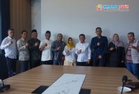 Bupati Lombok Barat Lalu Ahmad Zaini bersama Bamus DPRD Provinsi NTB saat rapat koordinasi di Ruang Jayangrana, Kamis (28/1/2026).(Foto: Dok. Taufik Natanagara)