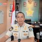 Kasat Pol PP Lombok Barat I Ketut Rauh bersama jajaran memberikan klarifikasi kepada awak media terkait isu pengusiran petugas saat penertiban siswa bolos sekolah di Kecamatan Kuripan, Rabu (11/2).(foto. istimewa)
