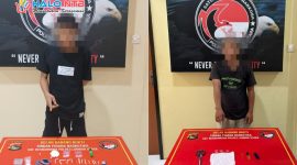 Dua terduga pelaku kasus narkotika diamankan Satresnarkoba Polres Lombok Utara saat gelar perkara di Mapolres setempat, terkait pengungkapan jaringan sabu di Kecamatan Bayan.(Dok.Humas Polda NTB)