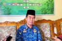 Kepala MAN Lombok Barat H. Kemas Burhan saat memberikan klarifikasi terkait kebijakan “Lock the Gate” di lingkungan madrasah.(Foto istimewa)