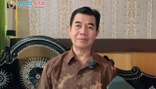 Kepala MAN Lombok Barat, H. Kemas Burhan, M.Pd.(Foto: Dok. Taufik Natanagara)