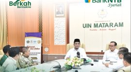 Rektor UIN Mataram memimpin diskusi bersama jajaran pimpinan dan perwakilan Bank NTB Syariah usai penandatanganan kerja sama strategis.(Foto istimewa)