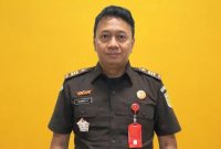 Kasi Pidana Khusus Kejari Sumbawa Barat, Achmad Afriansyah, yang memimpin penyidikan dugaan korupsi pengadaan 21 unit combine harvester dana pokir DPRD KSB tahun anggaran 2023–2025 dengan potensi kerugian negara Rp11,25 miliar.(Foto istimewa)