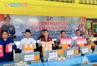 Kapolda NTB Irjen Pol. Edy Murbowo memimpin pemusnahan barang bukti narkotika hasil pengungkapan kasus Ditresnarkoba dan Satresnarkoba jajaran di Tribun Bhara Daksa Polda NTB.(Foto istimewa)