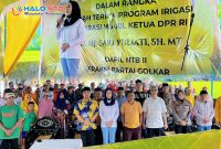 Wakil Ketua DPR RI Sari Yuliati saat menghadiri kegiatan serah terima program pembangunan irigasi aspirasi di Desa Tempos, Lombok Barat, bersama masyarakat dan kelompok tani setempat.(Foto istimewa)