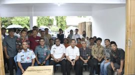 Suasana penyerahan bantuan Bank NTB Syariah kepada KDMP Percontohan di Lombok Utara yang disambut antusias oleh pengurus dan masyarakat setempat.(Foto istimewa)